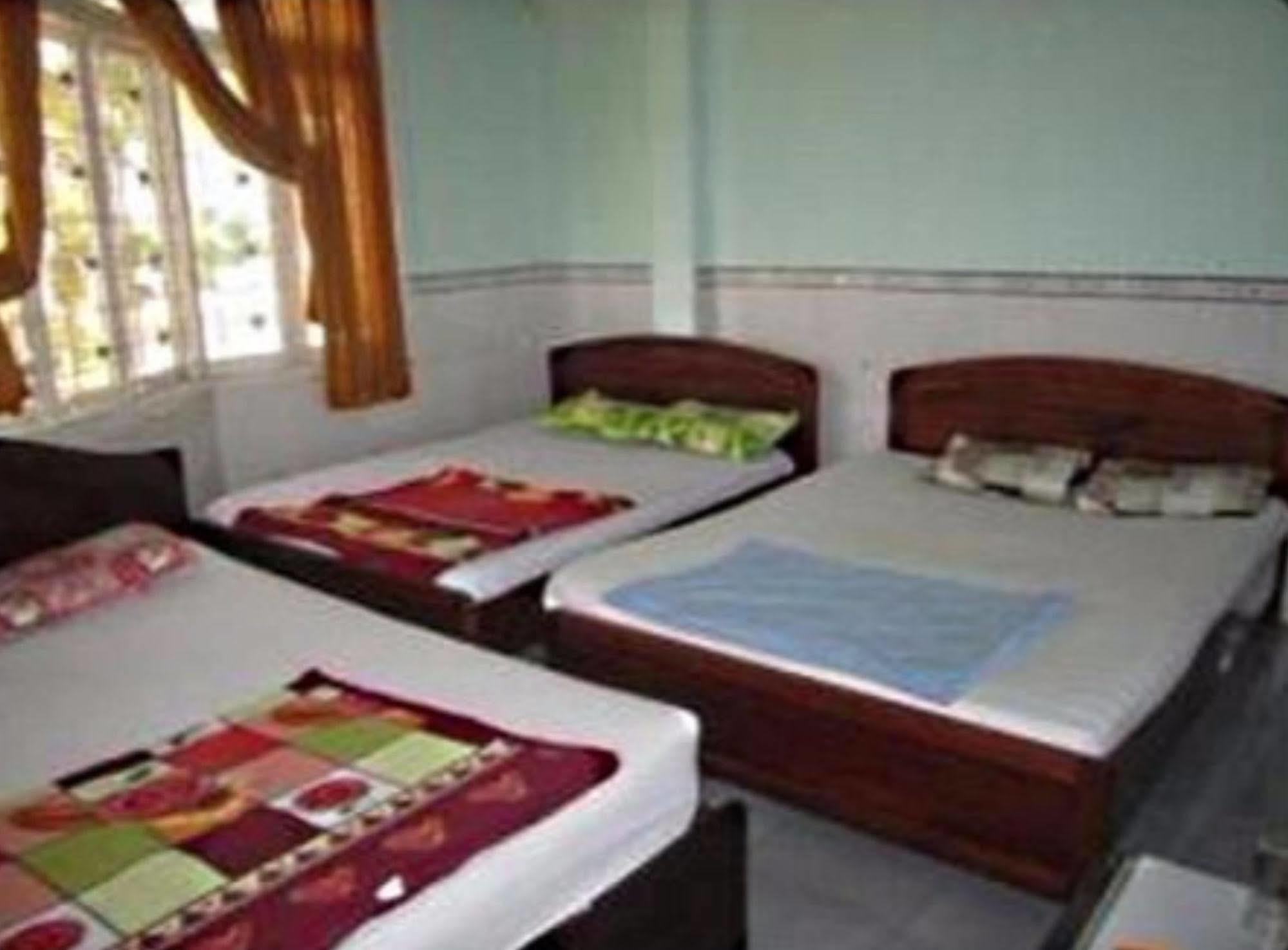 Nam Phuong Hostel Vung Tau Buitenkant foto