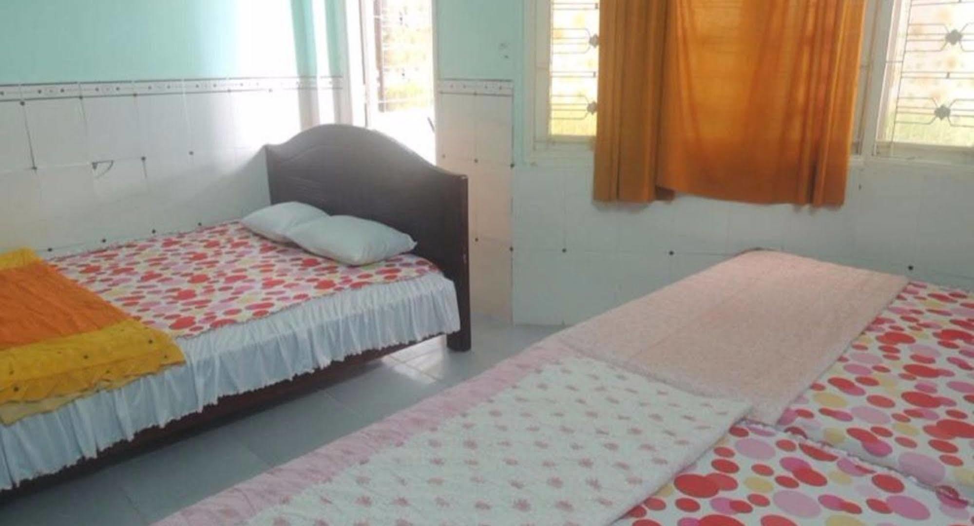 Nam Phuong Hostel Vung Tau Buitenkant foto